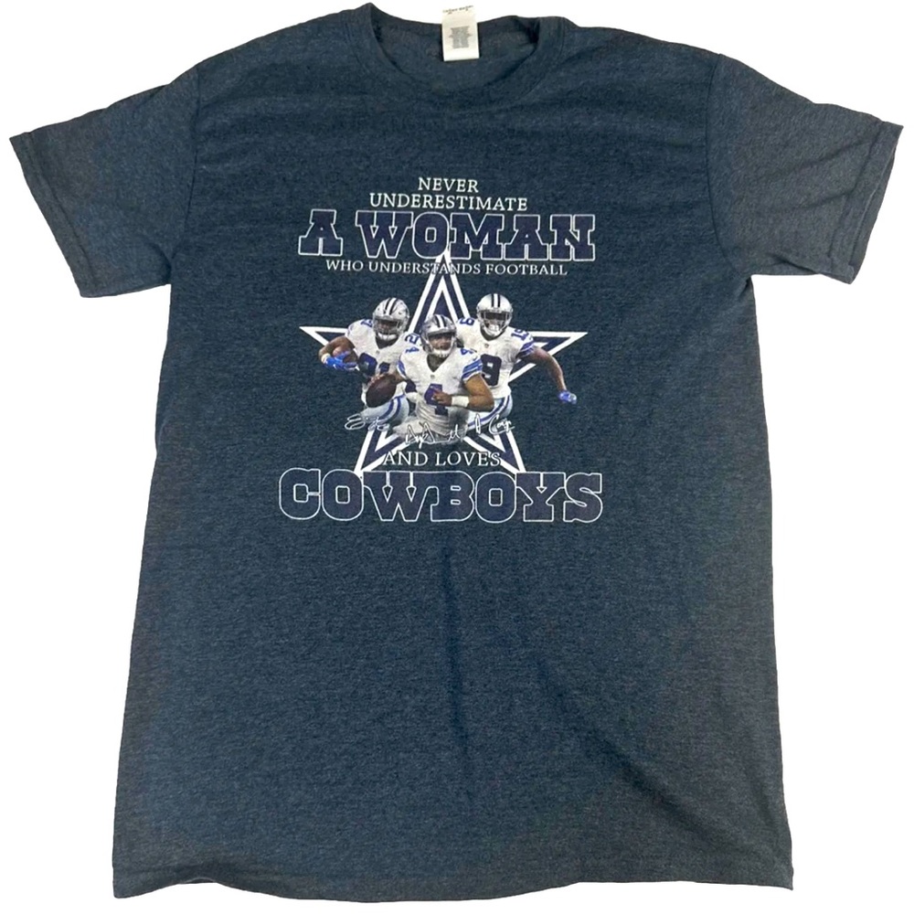 Dallas Cowboys Star T-Shirt - Size Small “Never Underestimate A Woman”